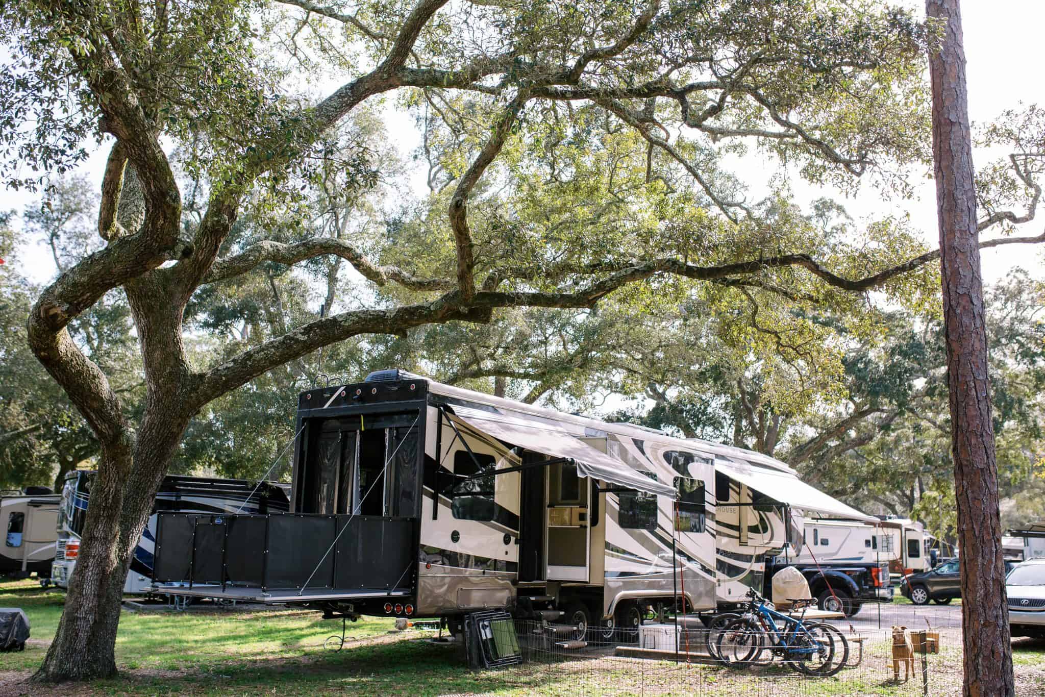 Inside the RV: Meet the Smiths - The Virtual Campground